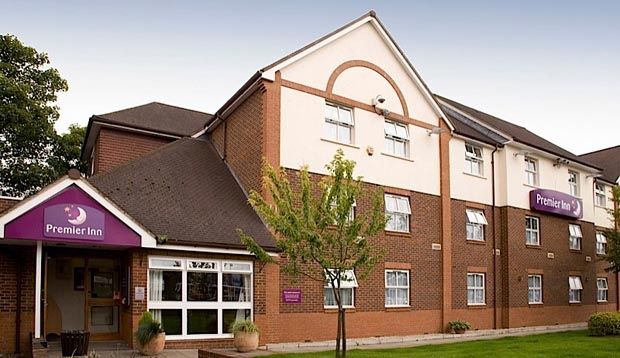 Premier Inn London Илфорд Экстерьер фото